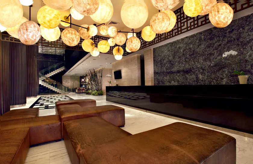 Aston Priority Simatupang Hotel and Conference Center - Lobby