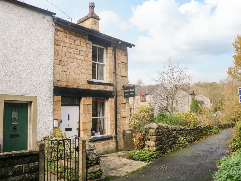 Pauls Fold Holiday Cottage - Image 1