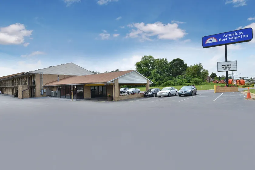 Americas Best Value Inn - Fredericksburg North - Image 1