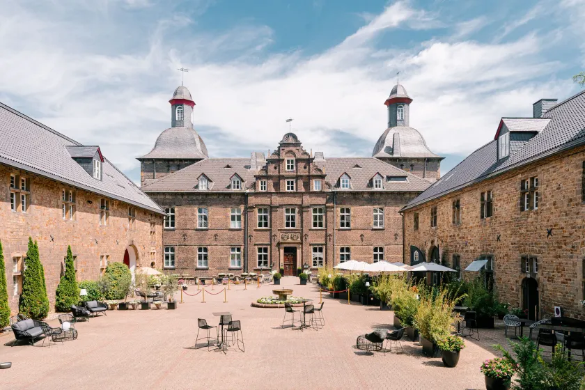 Schlosshotel Hugenpoet - Image 1