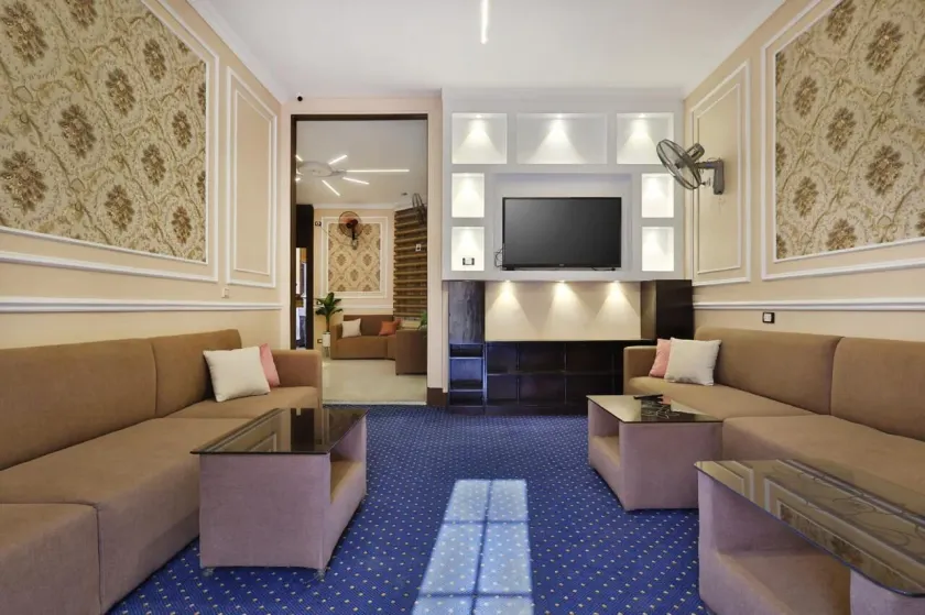 Cairo Paradise Hotel - Image 1