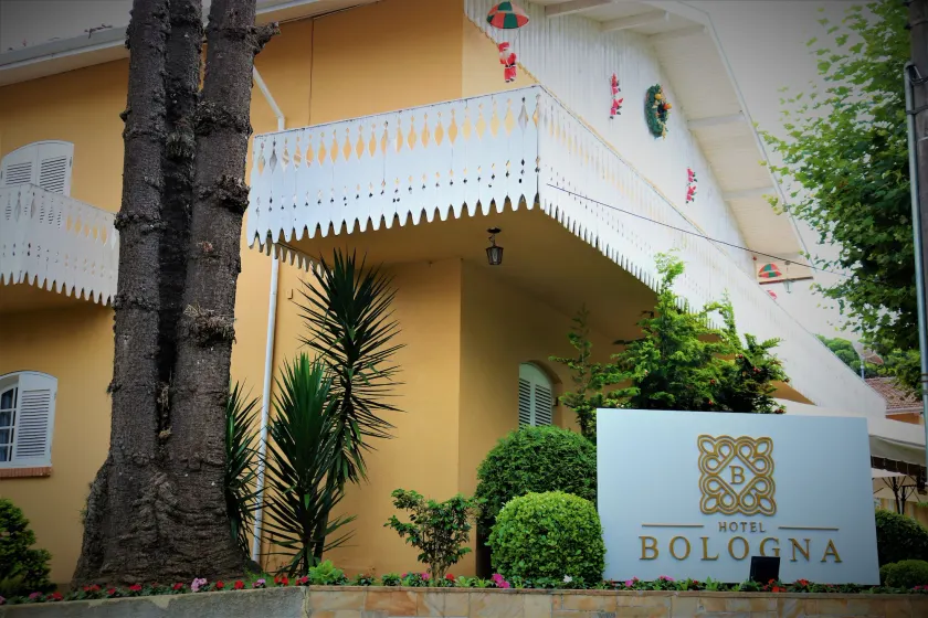 Hotel Bologna - Image 1