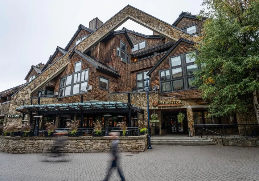 Executive Inn Whistler - Image 1