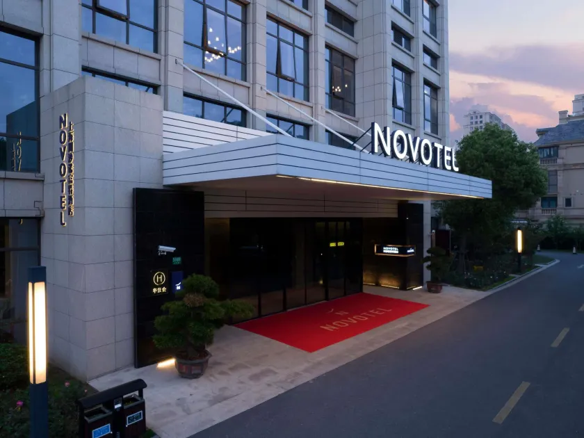 Novotel Shanghai Chuansha - Free Shuttle Bus to Pudong Airport & Disney Land - Image 1
