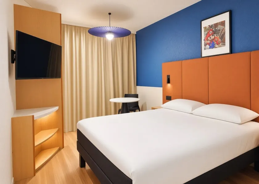 ibis Lyon Est Bron - Image 1