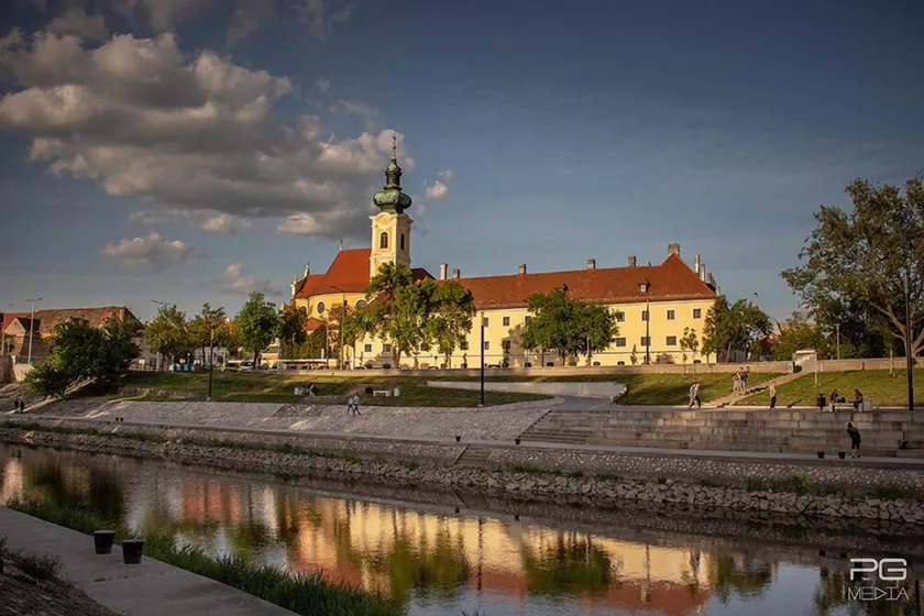 Hotel Klastrom - Image 1