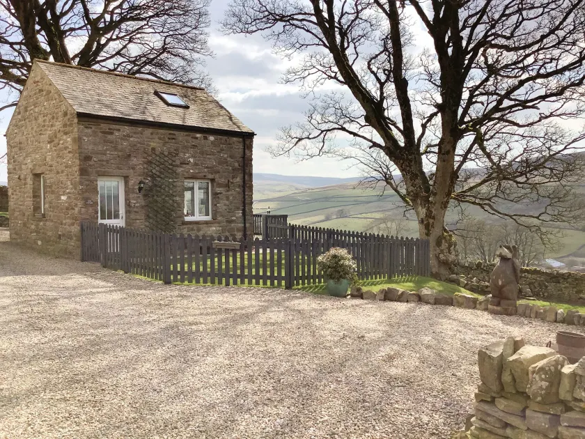 Byre Cottage - Image 1