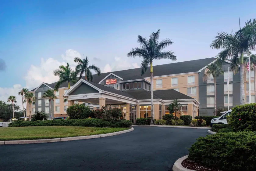 Hilton Garden Inn Sarasota - Bradenton Airport - Image 1