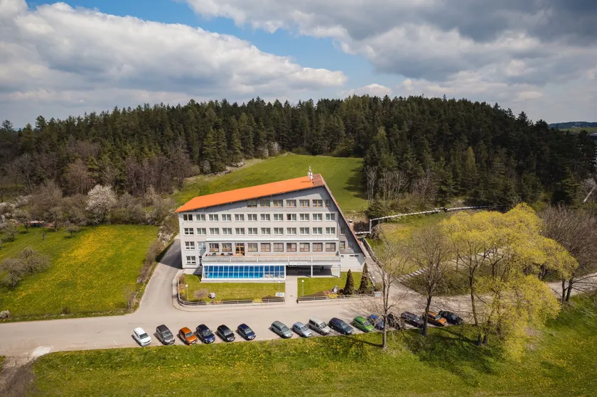 HOTEL AGRI - Image 1