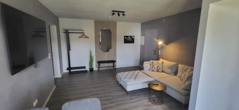 Main Apartment SW 1 - Image 1