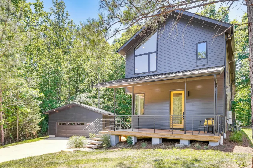 Bike to Dtwn Hillsborough! Modern Home w/ Yard - Image 1