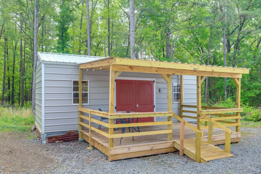 Ramp Entry! Quaint Cottage Near Greers Ferry Lake - Image 1