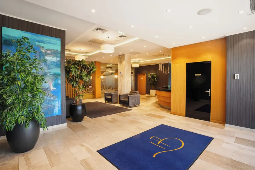 Hotel Briliant - Image 1