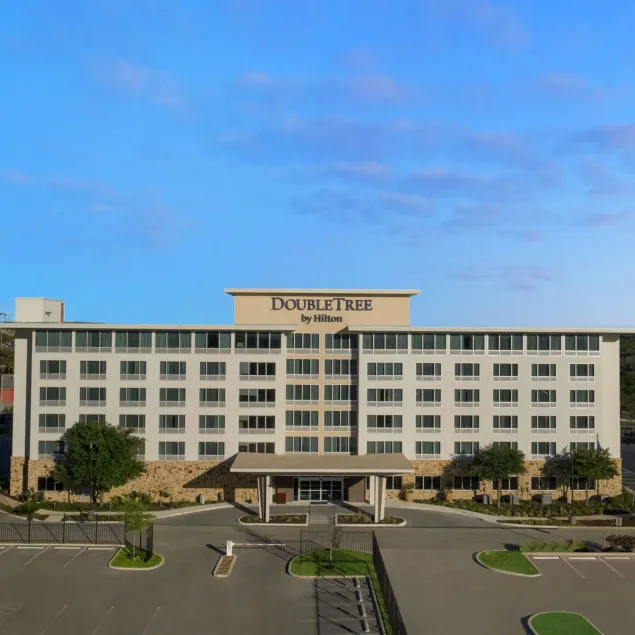 DoubleTree by Hilton San Antonio Northwest - Image 1