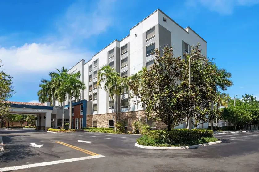 Hampton Inn Weston Ft. Lauderdale - Image 1