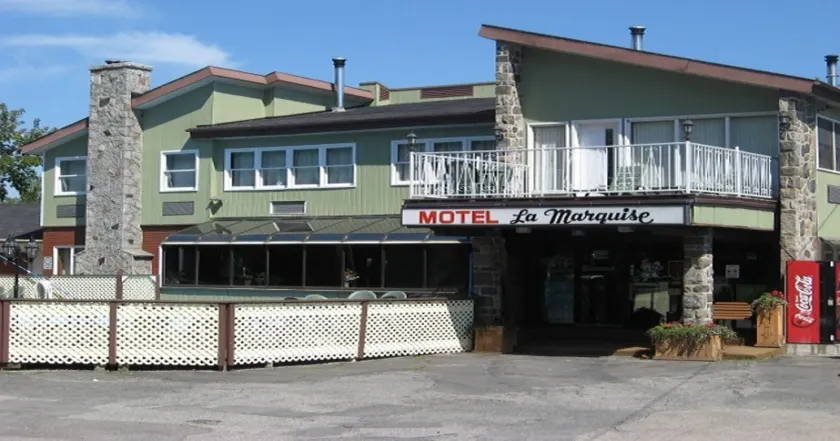 Hotel Motel La Marquise - Image 1