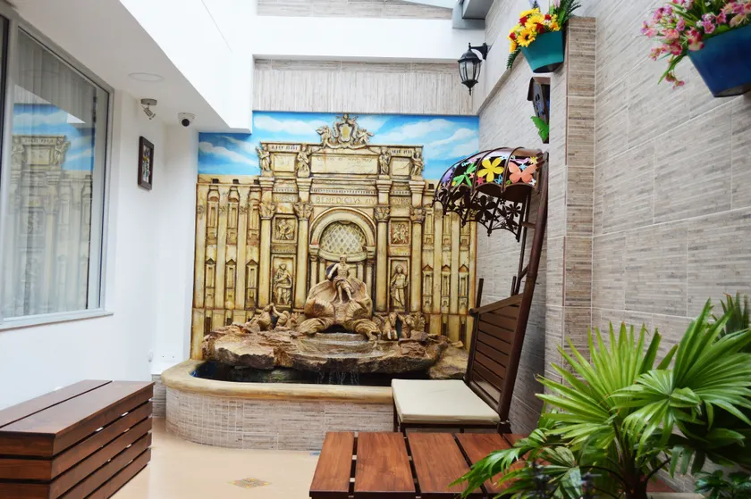 Hotel en Bogota - Fontana Di Trevi - Image 1