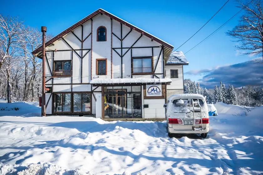 Myoko House - Image 1