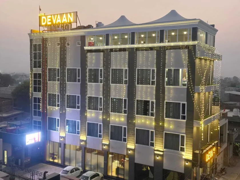 Hotel Devaan - Image 1