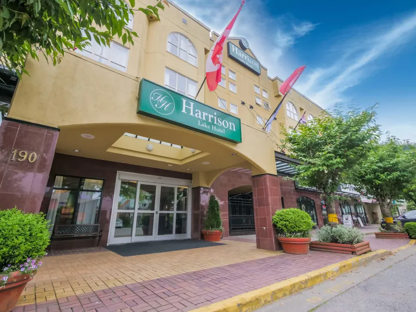 Harrison Lake Hotel - Image 1