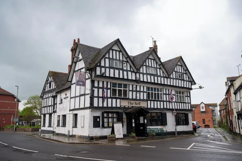 Bell Hotel by Greene King Inns - Image 1