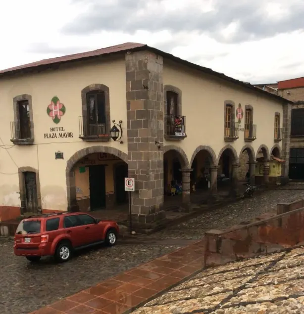 Hotel Plaza Mayor - Image 1
