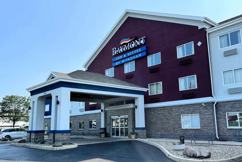 Baymont by Wyndham Indianapolis Northeast - Image 1