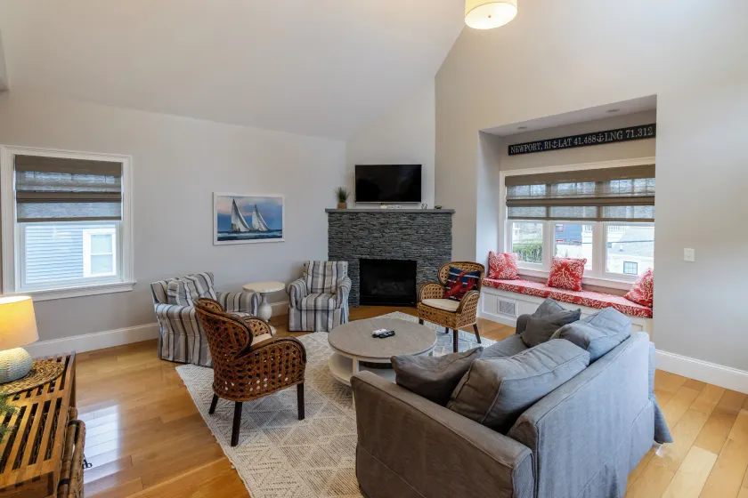 The Newport Lofts - 611 Thames Street - Image 1