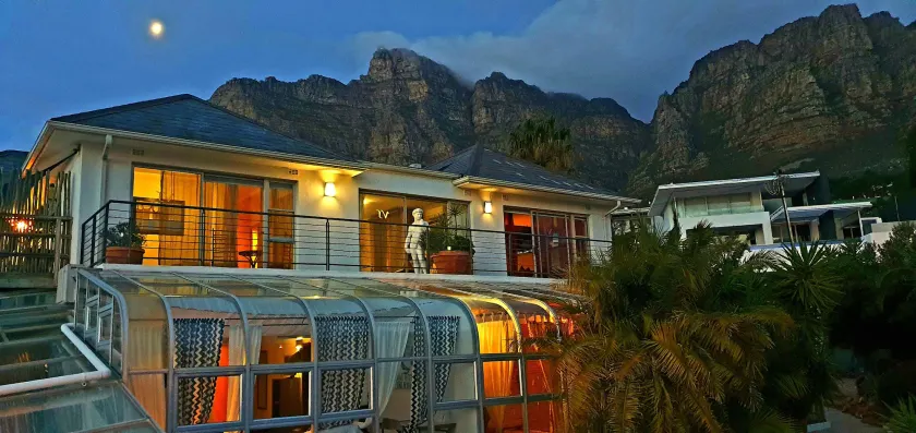 Villa Surprise - Image 1