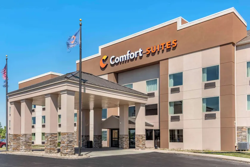 Comfort Suites Fort Wayne - Southwest - Image 1