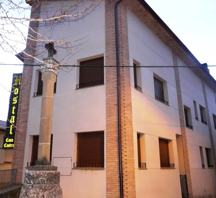 Hostal Rural Casa Castro - Image 1
