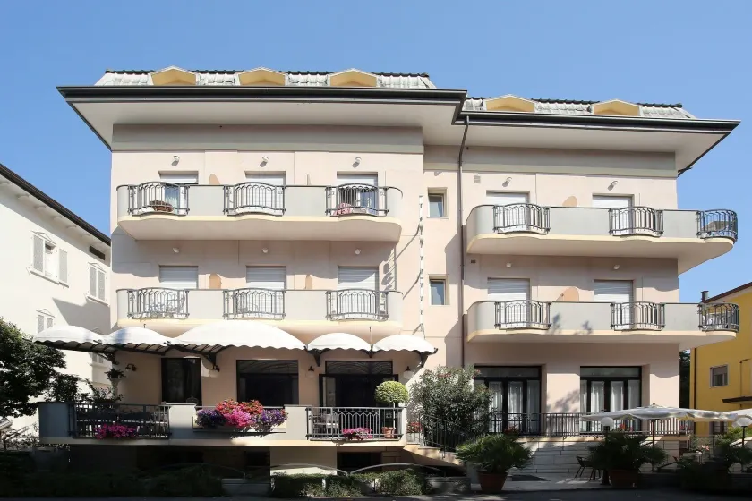 Hotel Piccinelli - Image 1