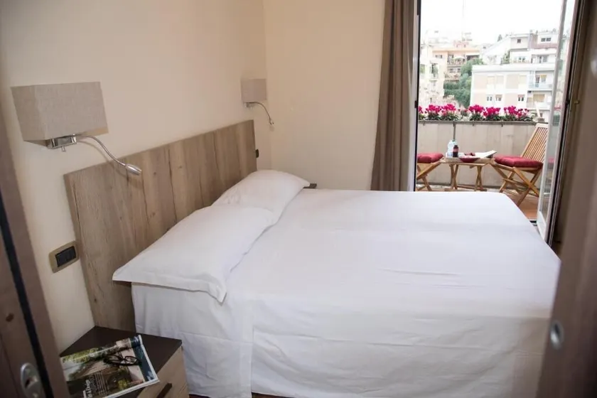 JSK Suite - Image 1