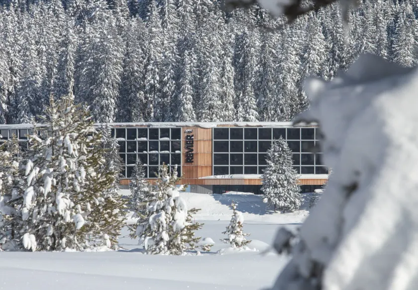 Hotel Lenzerhorn — Alpine Stay, Spa & Savour - Image 1