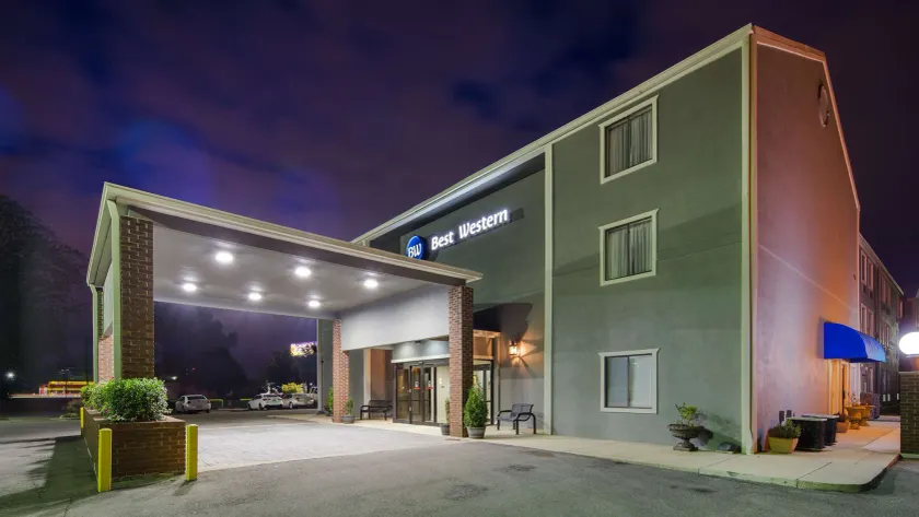 Best Western River City Hotel - Image 1