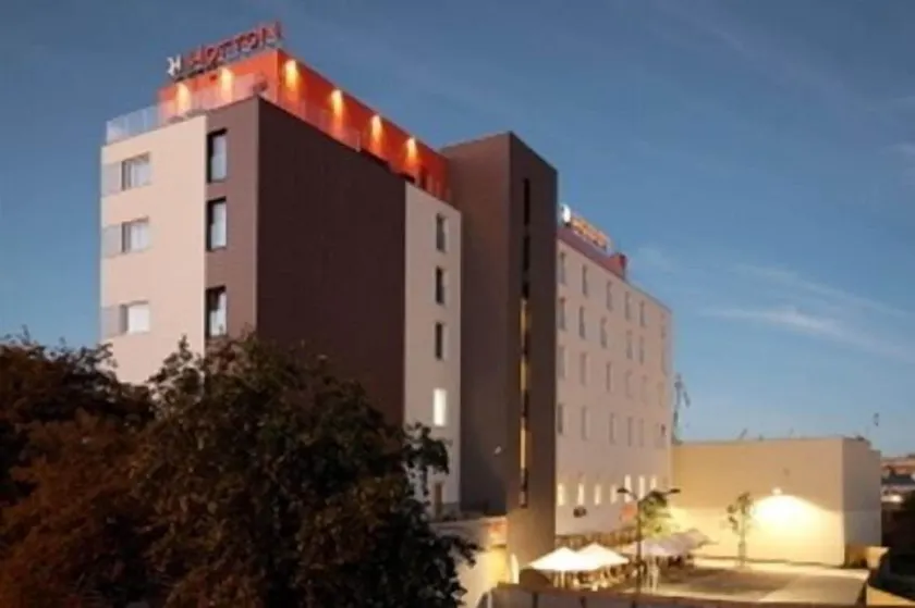 Hotton Hotel - Image 1