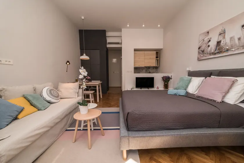 Doma Zagreb Aparthotel - Image 1