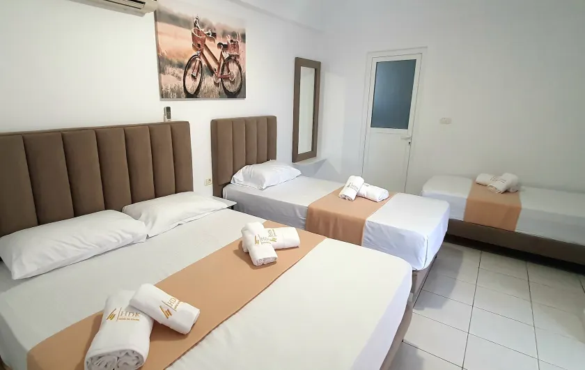 Hotel de Ksamil - Image 1
