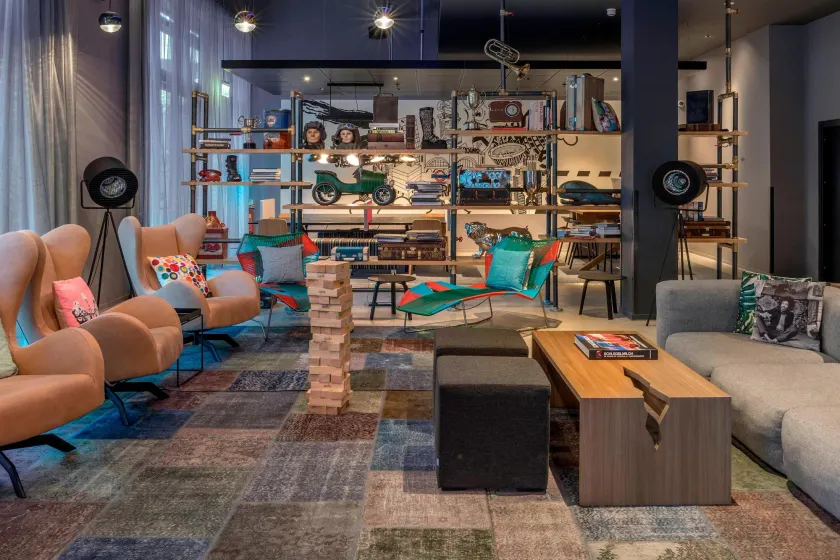 Moxy London Stratford - Image 1