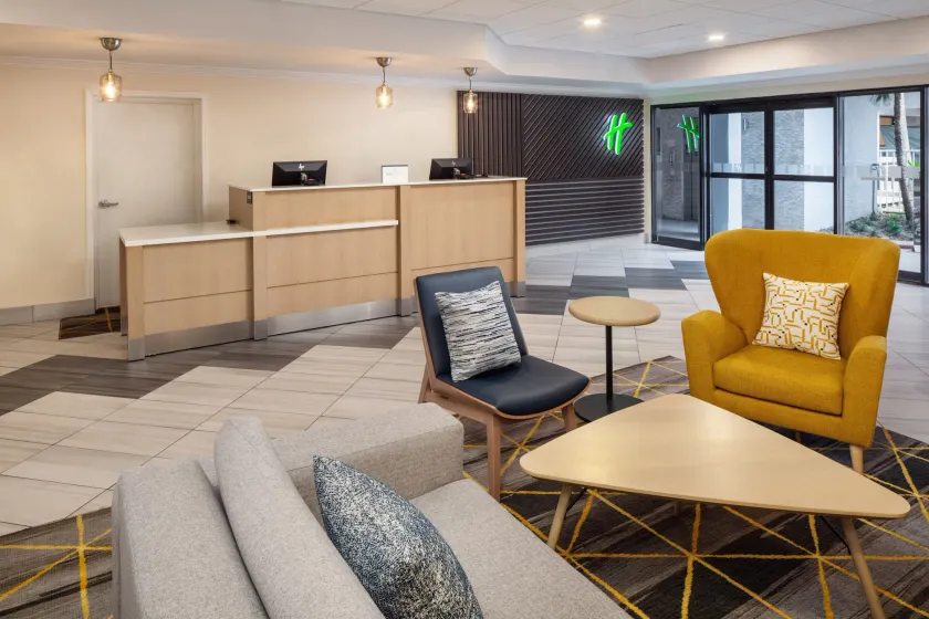 Holiday Inn & Suites Boca Raton - North - Reception