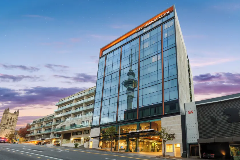 Hotel Grand Chancellor Auckland - Image 1