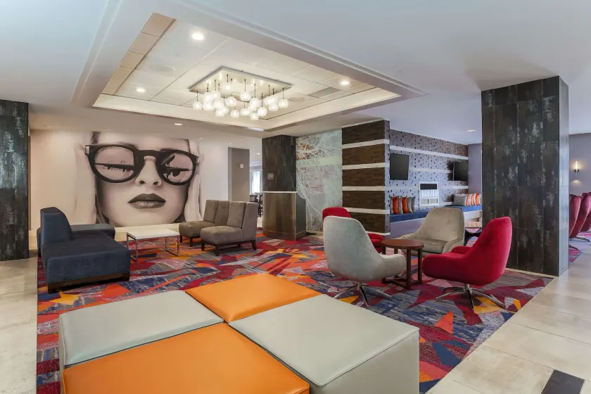 DoubleTree by Hilton Atlanta Airport - Image 1