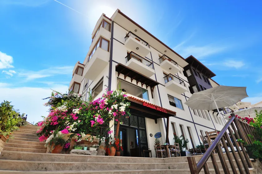 Doada Hotel - Image 1