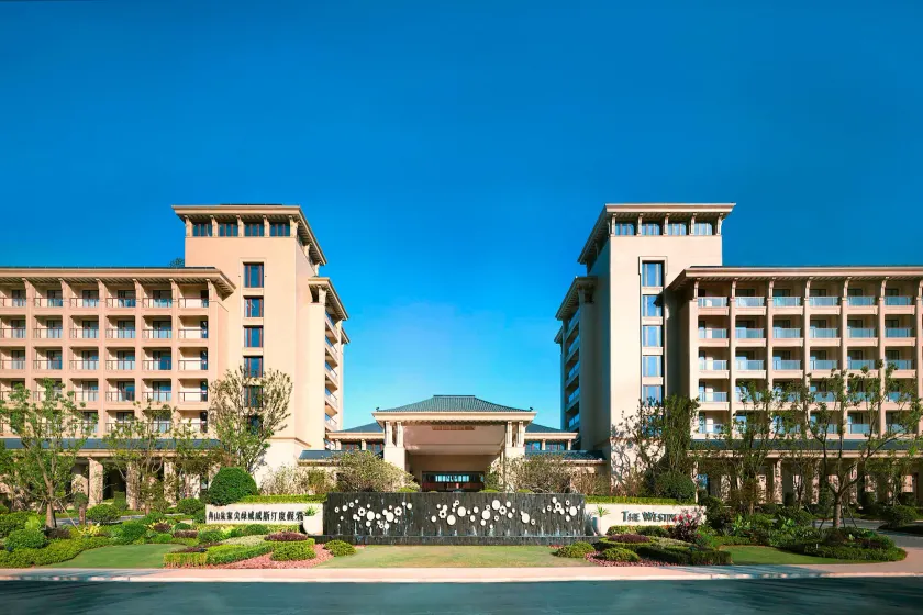 The Westin Zhujiajian Resort, Zhoushan - Image 1