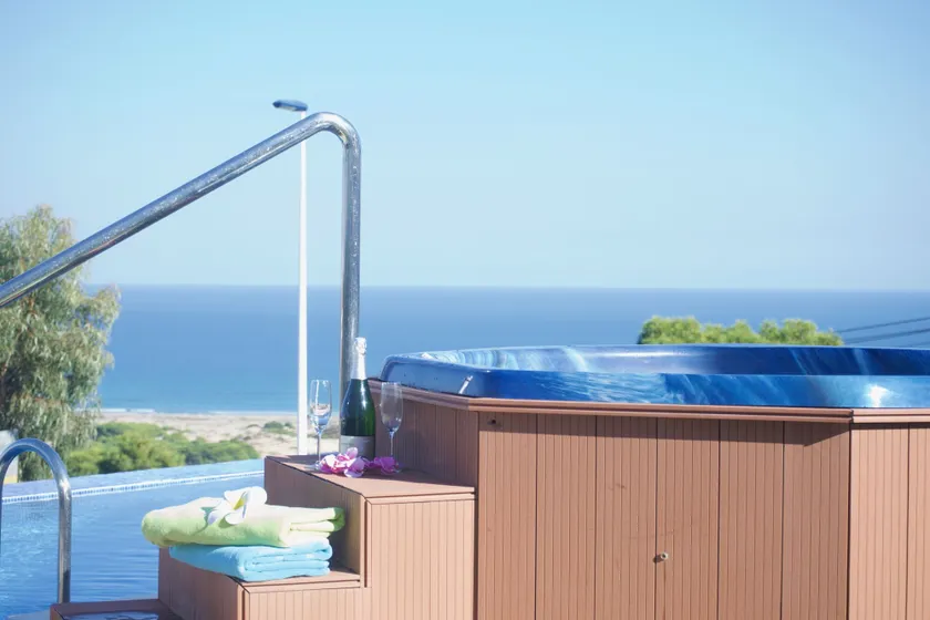 Nova Beach Paradise Apartment - Image 1