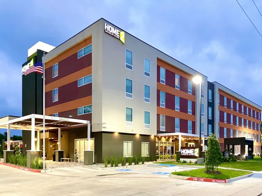 Home2 Suites by Hilton Beaumont - Image 1