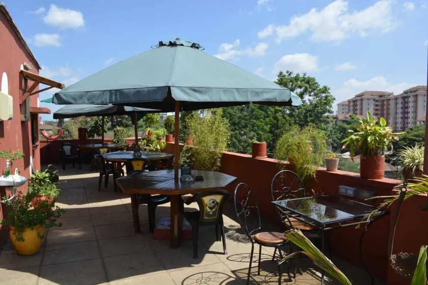 Khweza Bed & Breakfast - Image 1
