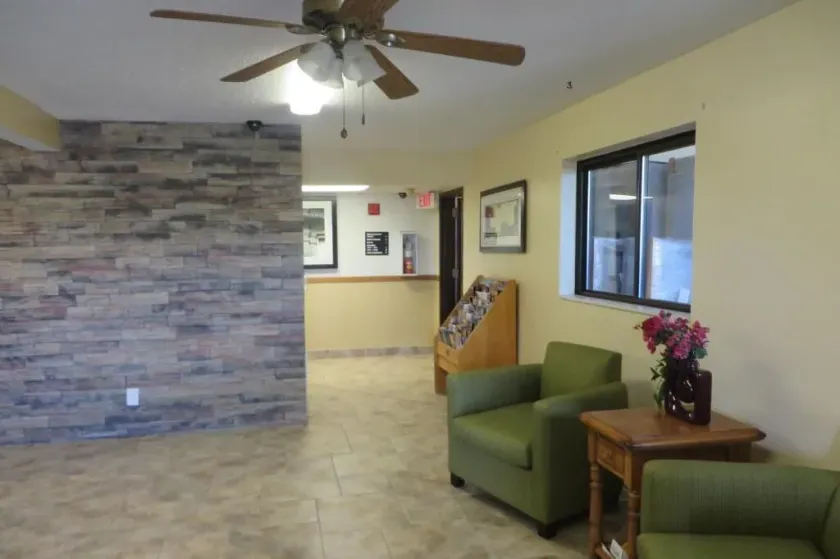 Western Inn & Suite Grinnell IA - Eingangsbereich