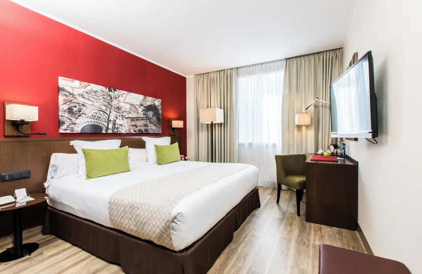 Leonardo Hotel Barcelona Gran Via - Image 1