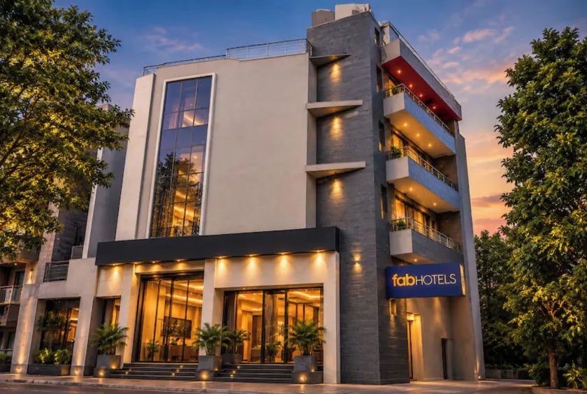 FabHotel Moro Gujranwala Town - Image 1